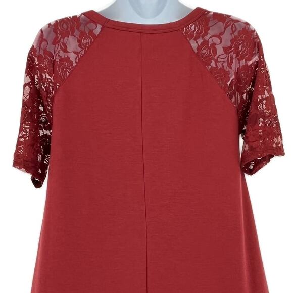 Zenana Lace Tunic Top in Red Size Small - Picture 4 of 9